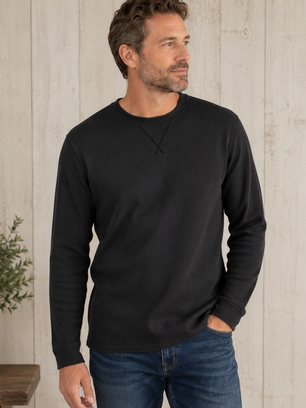 Eddie Bauer Men’s Black Ultrasoft Waffle Thermal Crewneck L